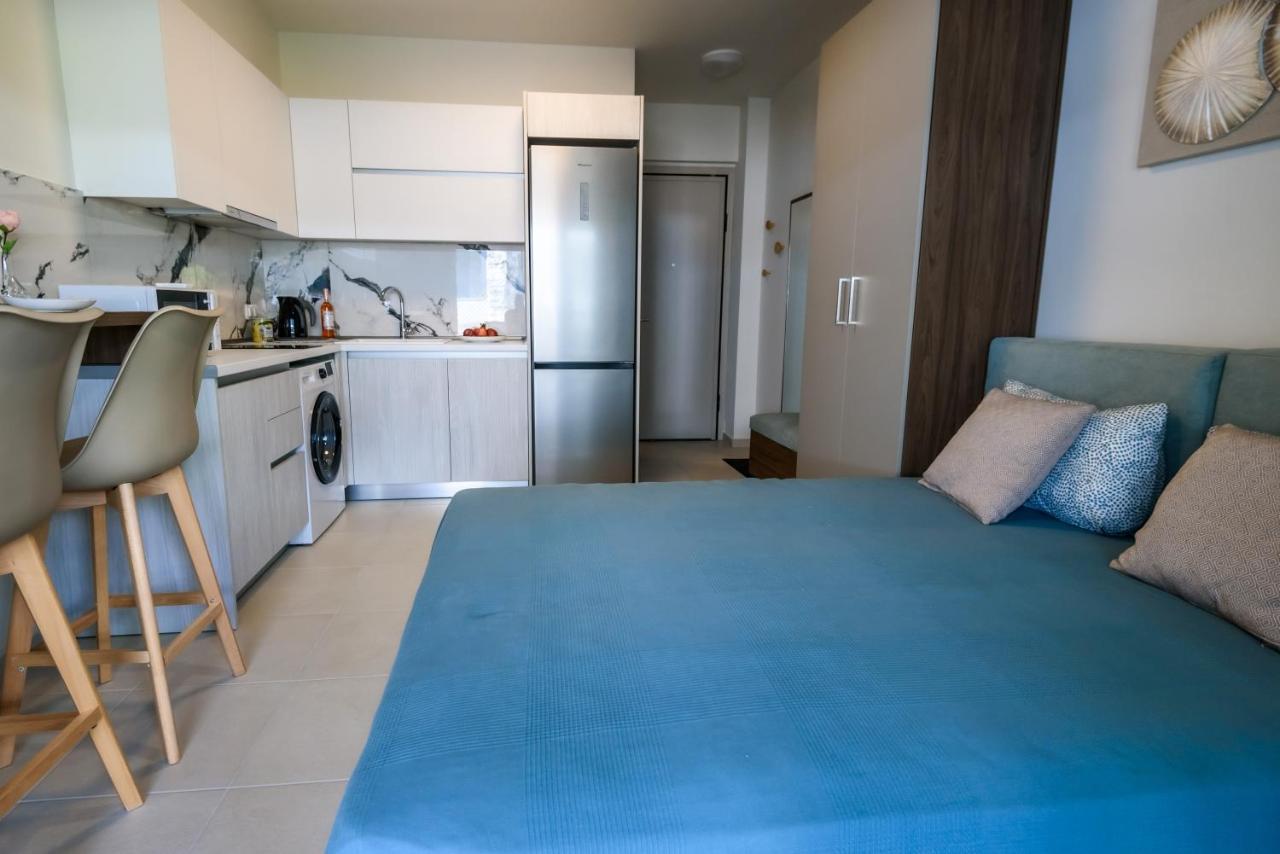 Itaka Studio Apartments - Halkidiki Suites Com Nikiti  Zewnętrze zdjęcie