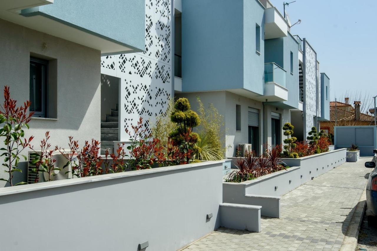 Itaka Studio Apartments - Halkidiki Suites Com Nikiti  Zewnętrze zdjęcie