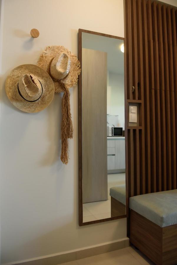 Itaka Studio Apartments - Halkidiki Suites Com Nikiti  Zewnętrze zdjęcie